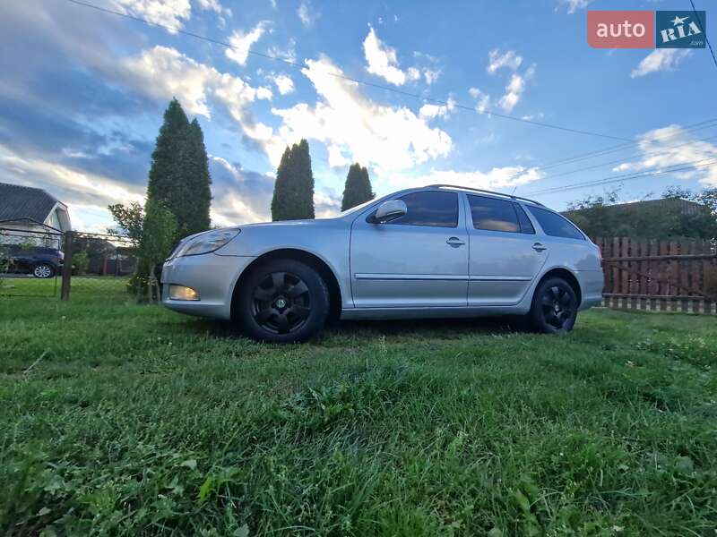 Универсал Skoda Octavia 2011 в Калуше фото 4 Универсал Skoda Octavia 2011 в Калуше