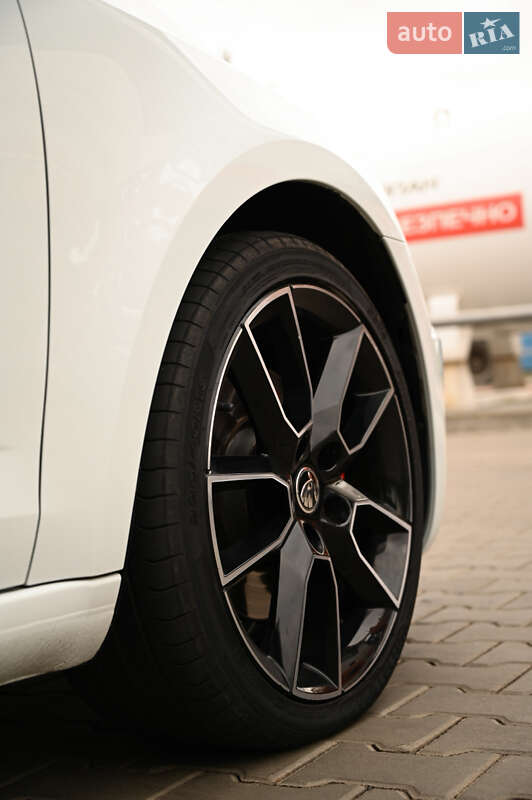 Ліфтбек Skoda Octavia 2017 в Луцьку