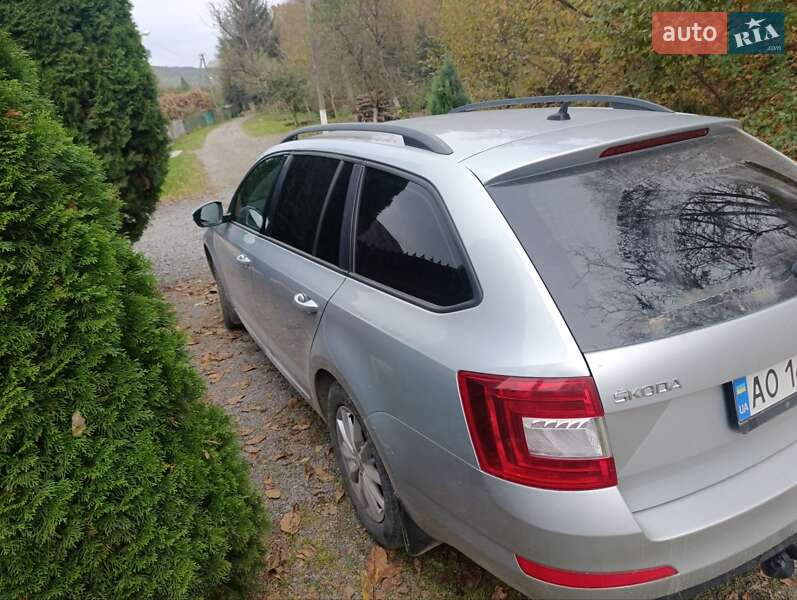 Универсал Skoda Octavia 2014 в Сваляве фото 2 Универсал Skoda Octavia 2014 в Сваляве