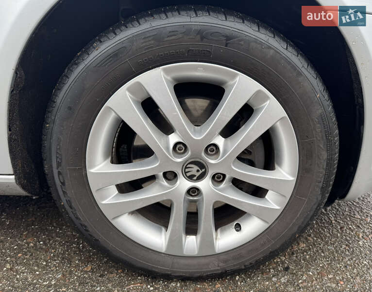 Ліфтбек Skoda Octavia 2009 в Сумах фото 47 Ліфтбек Skoda Octavia 2009 в Сумах
