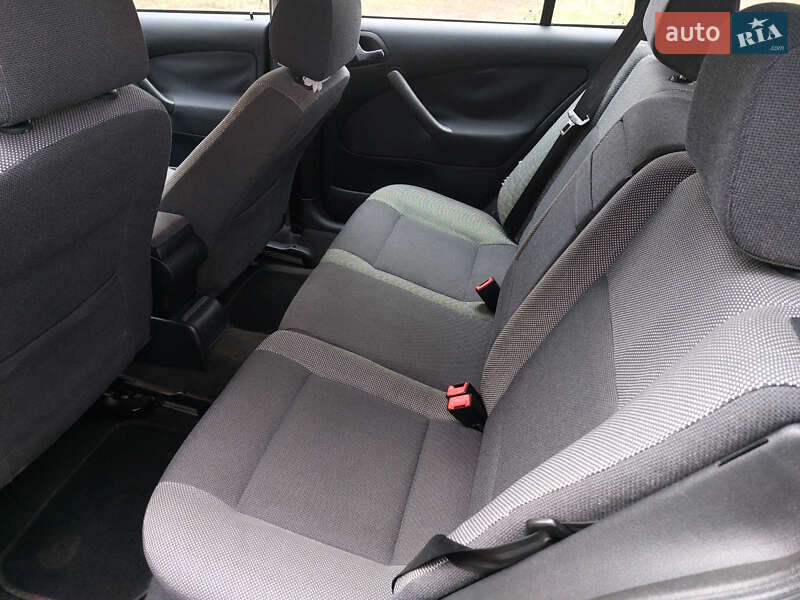 Универсал Skoda Octavia 2004 в Ахтырке
