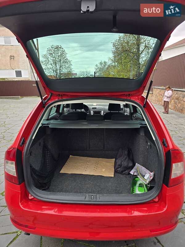 Универсал Skoda Octavia 2011 в Малине