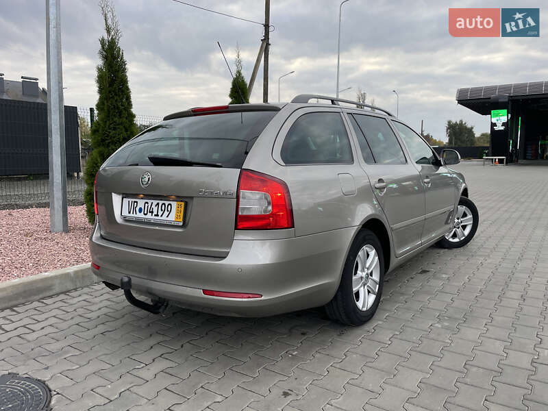 Универсал Skoda Octavia 2010 в Луцке фото 5 Универсал Skoda Octavia 2010 в Луцке