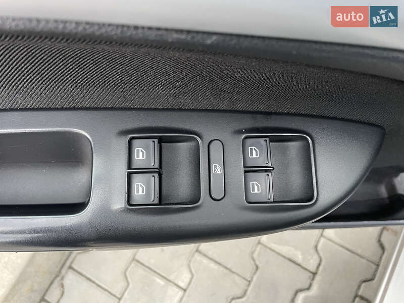 Универсал Skoda Octavia 2010 в Луцке фото 34 Универсал Skoda Octavia 2010 в Луцке