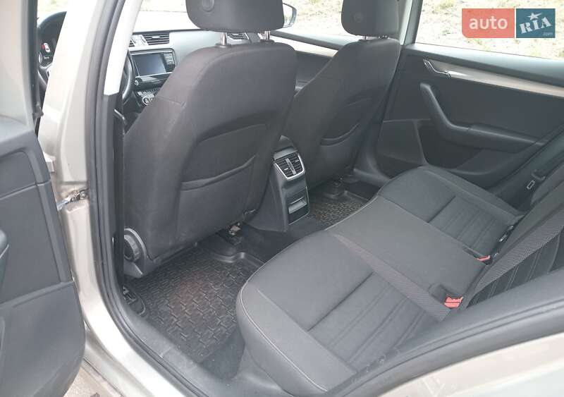 Лифтбек Skoda Octavia 2017 в Запорожье