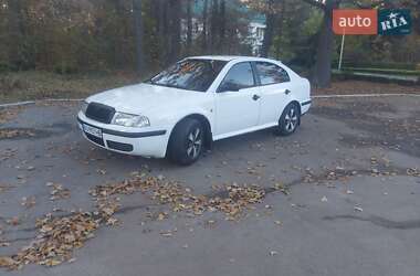 Лифтбек Skoda Octavia 2000 в 