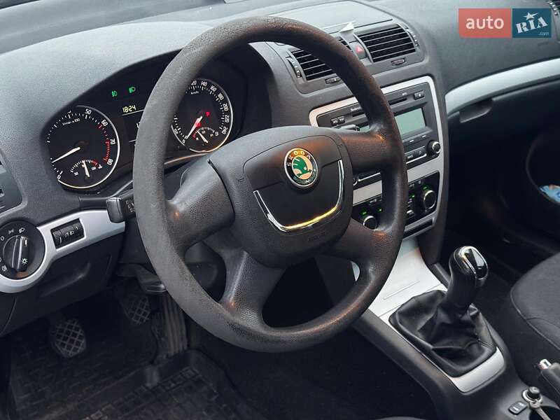 Лифтбек Skoda Octavia 2011 в Харькове