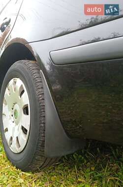 Лифтбек Skoda Octavia 2010 в 