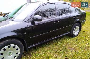 Лифтбек Skoda Octavia 2010 в 