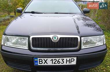 Лифтбек Skoda Octavia 2010 в 