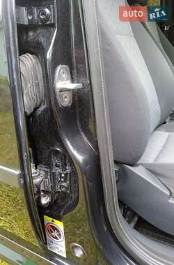 Лифтбек Skoda Octavia 2010 в 