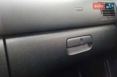 Лифтбек Skoda Octavia 2010 в 