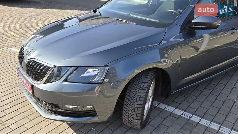 Универсал Skoda Octavia 2019 в Луцке фото 5 Универсал Skoda Octavia 2019 в Луцке