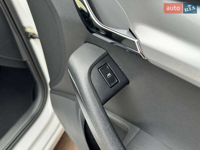 Универсал Skoda Octavia 2016 в Тернополе фото 79 Универсал Skoda Octavia 2016 в Тернополе