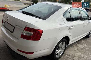 Лифтбек Skoda Octavia 2013 в 