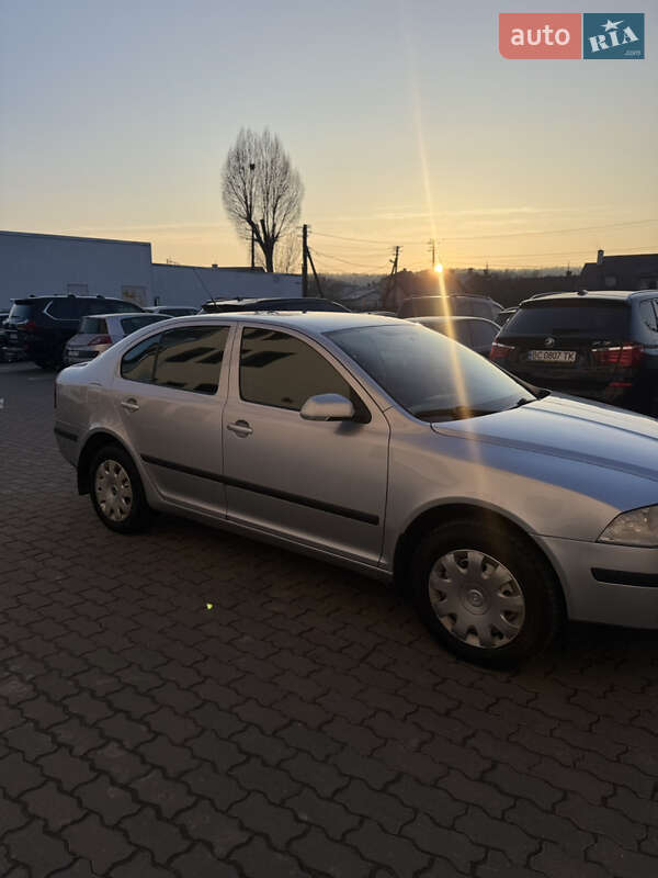 Лифтбек Skoda Octavia 2008 в Львове фото 3 Лифтбек Skoda Octavia 2008 в Львове