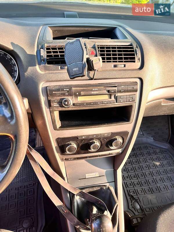 Универсал Skoda Octavia 2011 в Дашеве