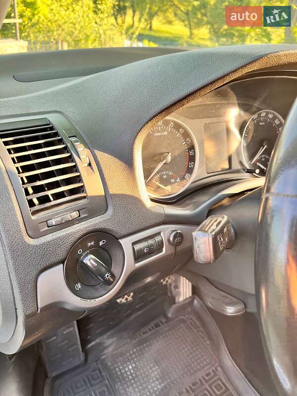 Универсал Skoda Octavia 2011 в Дашеве