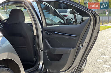 Лифтбек Skoda Octavia 2023 в 