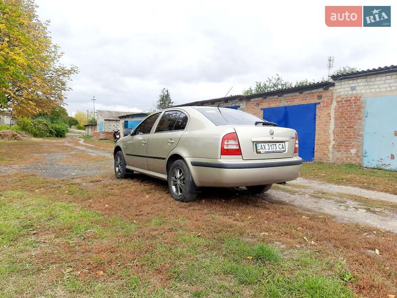 Лифтбек Skoda Octavia 2005 в Тарановке