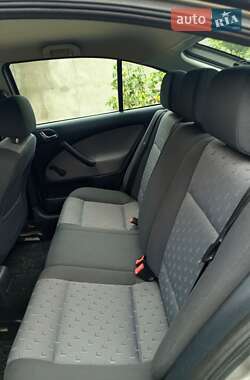 Лифтбек Skoda Octavia 2009 в 