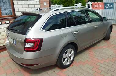 Універсал Skoda Octavia 2019 в  фото 38 Універсал Skoda Octavia 2019 в