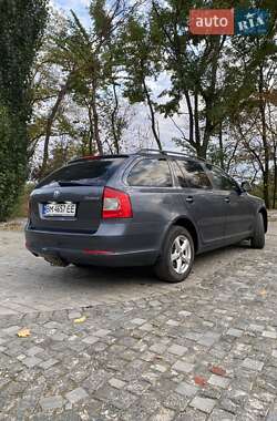 Универсал Skoda Octavia 2011 в 