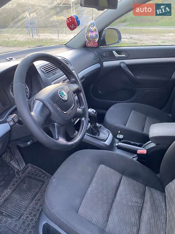 Універсал Skoda Octavia 2011 в Липовій Долині