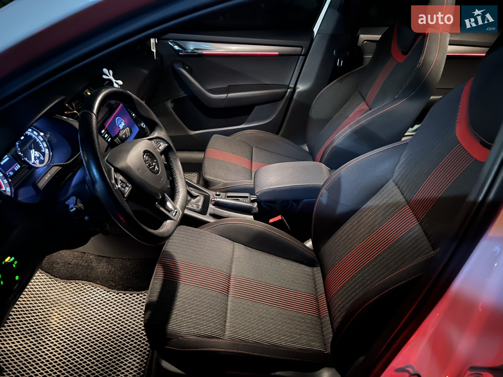 2019 Skoda Octavia - мініатюра 26