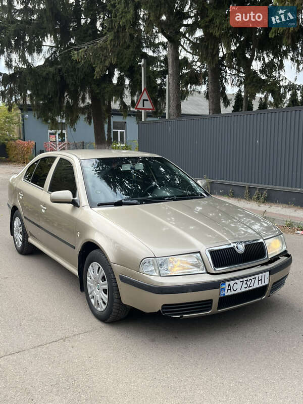 Ліфтбек Skoda Octavia 2005 в Володимирі