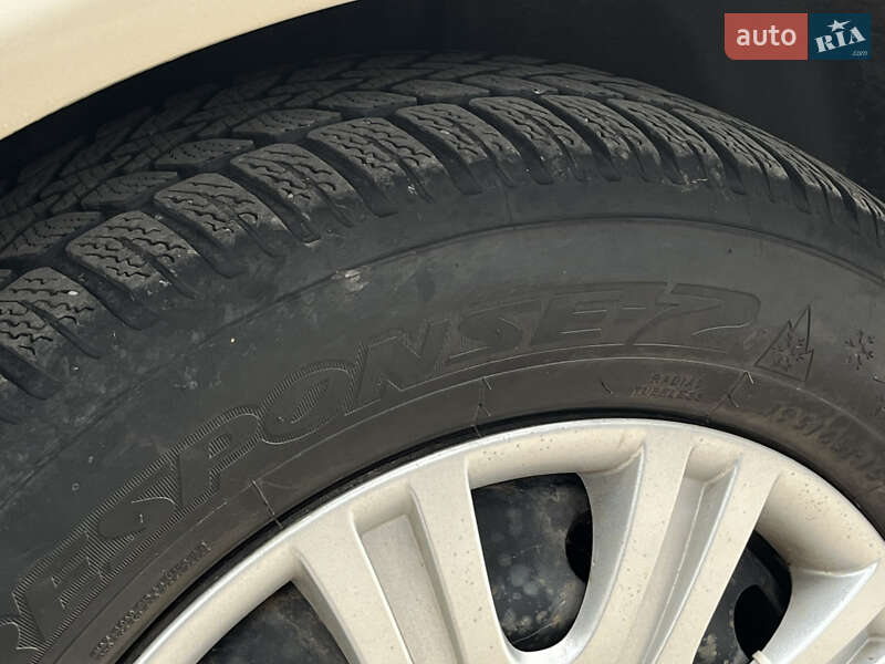 Ліфтбек Skoda Octavia 2005 в Володимирі