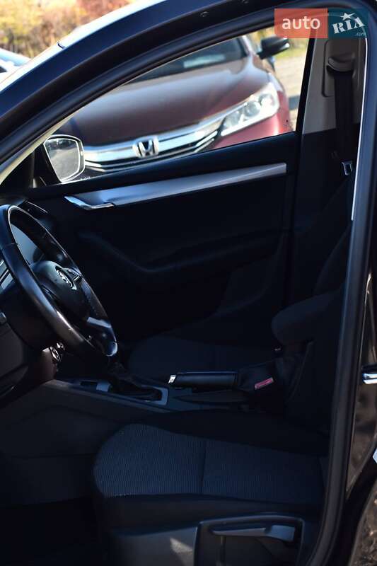 Лифтбек Skoda Octavia 2013 в Кривом Роге фото 9 Лифтбек Skoda Octavia 2013 в Кривом Роге