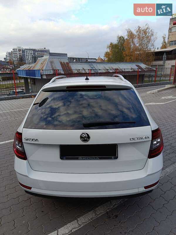 Универсал Skoda Octavia 2017 в Львове