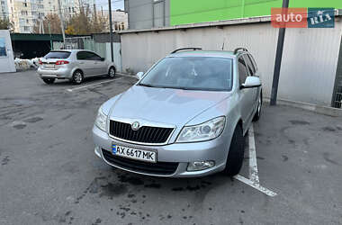 Універсал Skoda Octavia 2010 в  фото 3 Універсал Skoda Octavia 2010 в
