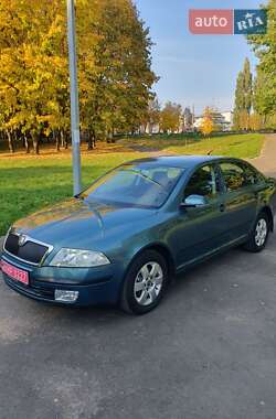 Лифтбек Skoda Octavia 2005 в  фото 4 Лифтбек Skoda Octavia 2005 в