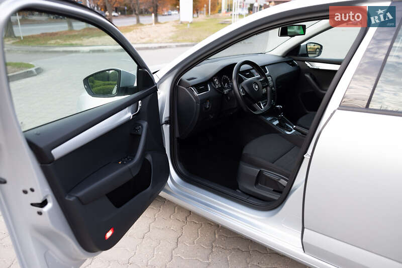 Универсал Skoda Octavia 2016 в Луцке фото 11 Универсал Skoda Octavia 2016 в Луцке