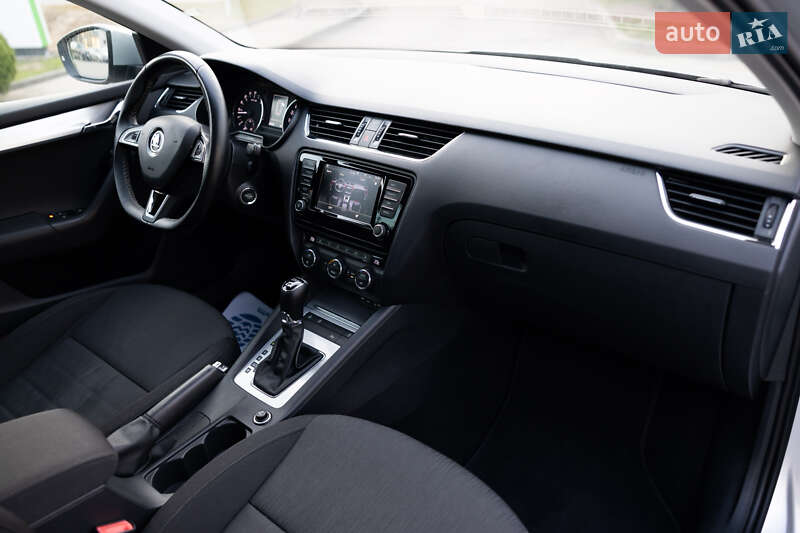 Универсал Skoda Octavia 2016 в Луцке фото 48 Универсал Skoda Octavia 2016 в Луцке