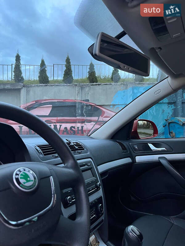 Универсал Skoda Octavia 2011 в Дрогобыче