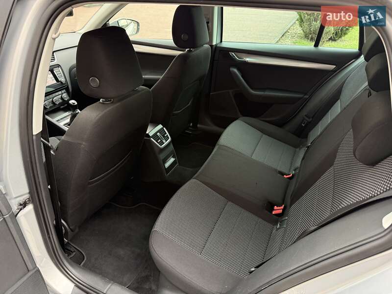 Универсал Skoda Octavia 2013 в Стрые фото 30 Универсал Skoda Octavia 2013 в Стрые