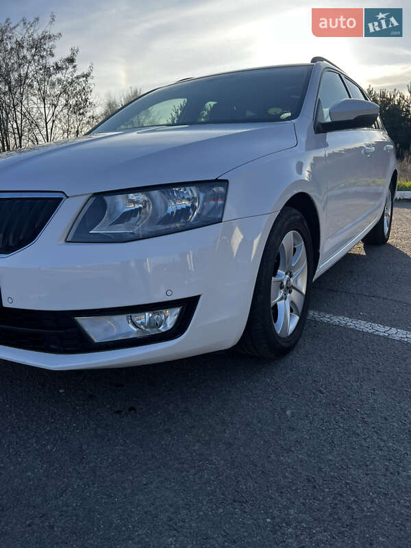 Универсал Skoda Octavia 2016 в Радивилове фото 2 Универсал Skoda Octavia 2016 в Радивилове