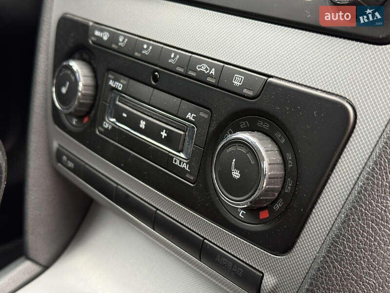 Универсал Skoda Octavia 2011 в Ровно фото 34 Универсал Skoda Octavia 2011 в Ровно