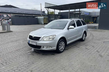 Универсал Skoda Octavia 2011 в Львове