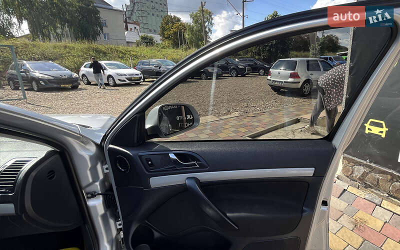 Универсал Skoda Octavia 2012 в Стрые фото 22 Универсал Skoda Octavia 2012 в Стрые