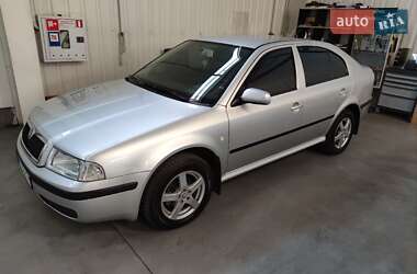 Лифтбек Skoda Octavia 2006 в Днепре