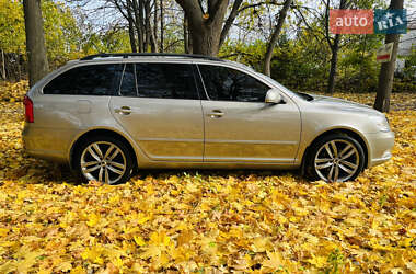 Універсал Skoda Octavia 2012 в  фото 8 Універсал Skoda Octavia 2012 в