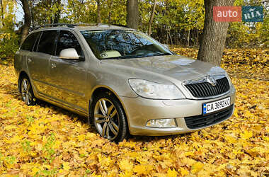 Універсал Skoda Octavia 2012 в  фото 5 Універсал Skoda Octavia 2012 в