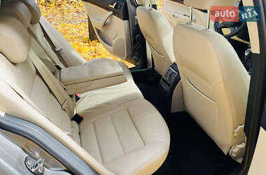 Універсал Skoda Octavia 2012 в  фото 24 Універсал Skoda Octavia 2012 в