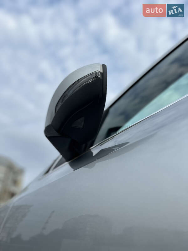 Универсал Skoda Octavia 2014 в Запорожье