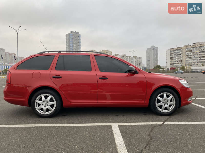 Универсал Skoda Octavia 2010 в Киеве