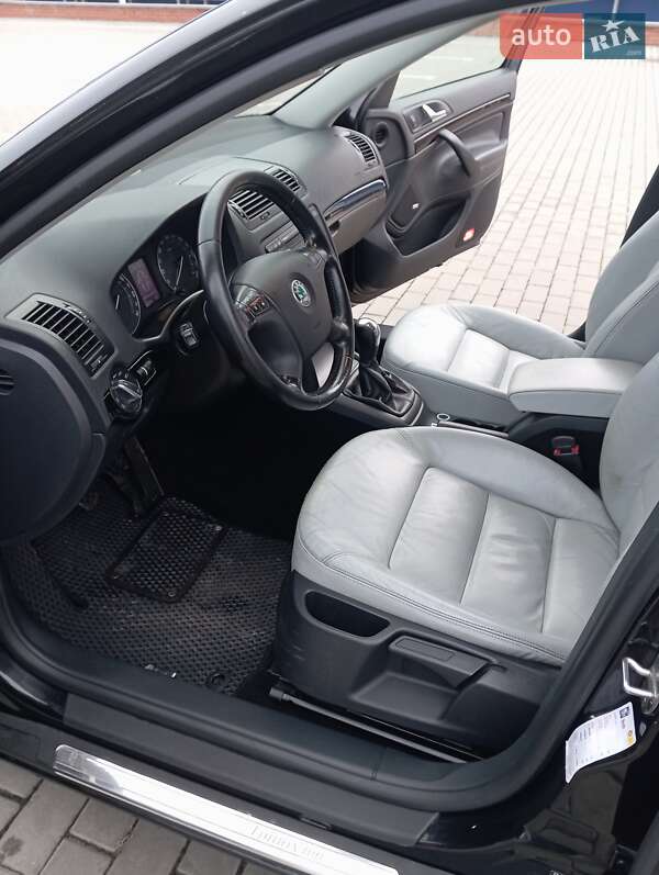 Ліфтбек Skoda Octavia 2005 в Ромнах фото 29 Ліфтбек Skoda Octavia 2005 в Ромнах